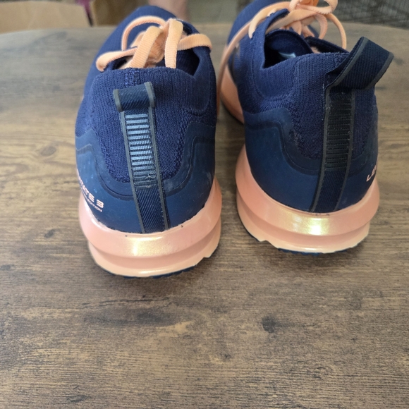 Brooks Levitate 3 Navy and Copper Athletic Shoes - Picture 5 of 8